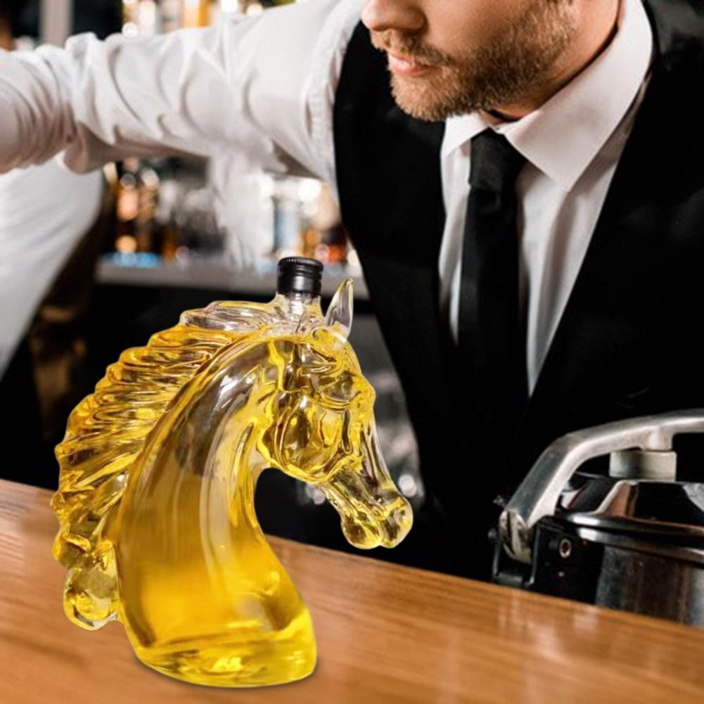 Whiskey Bottle Engraved Horse  – Glass Decanter Whiskey Bewertung und Preis
