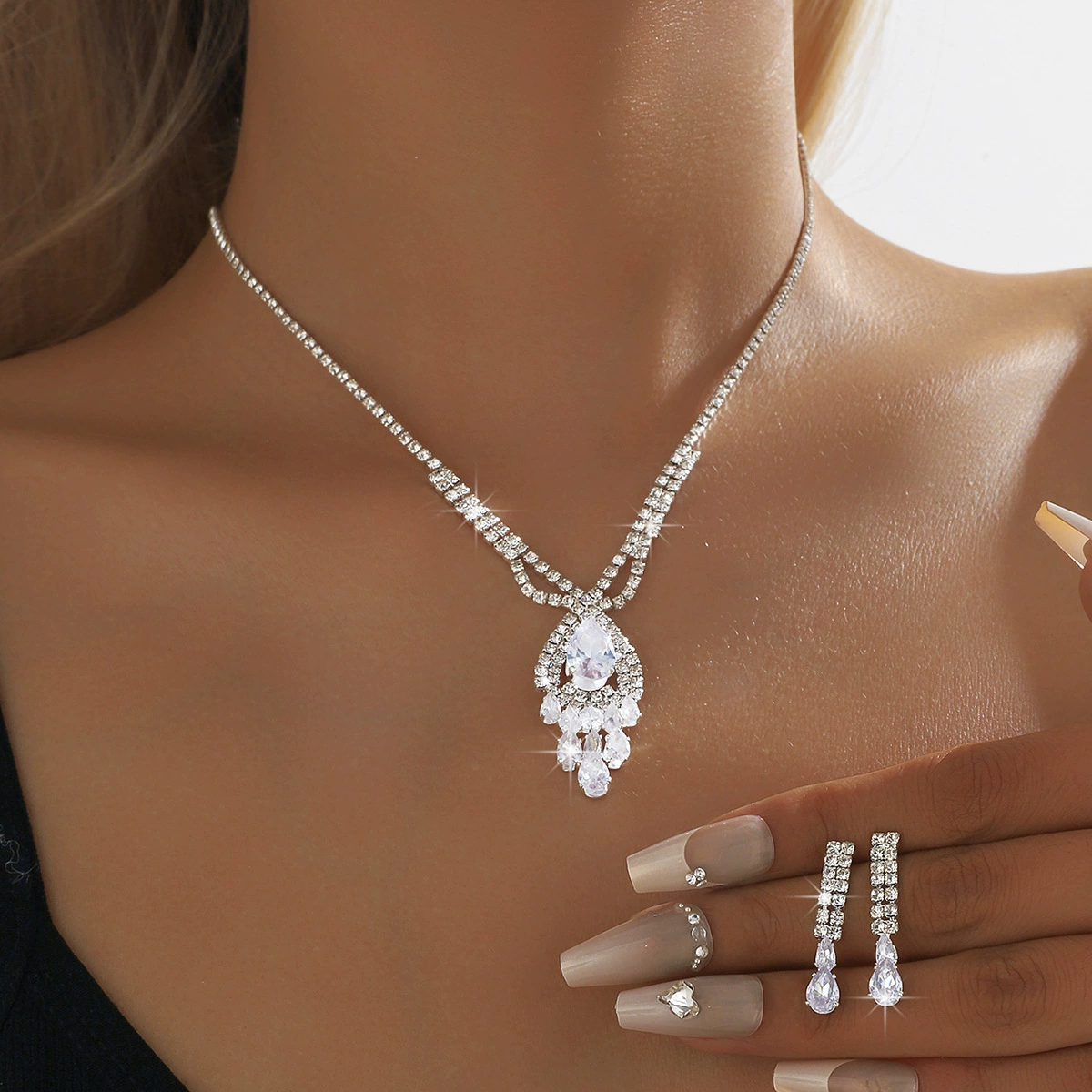 New zirconia stud earrings and – Luxury Lifestyle Gifts Bewertung und Preis