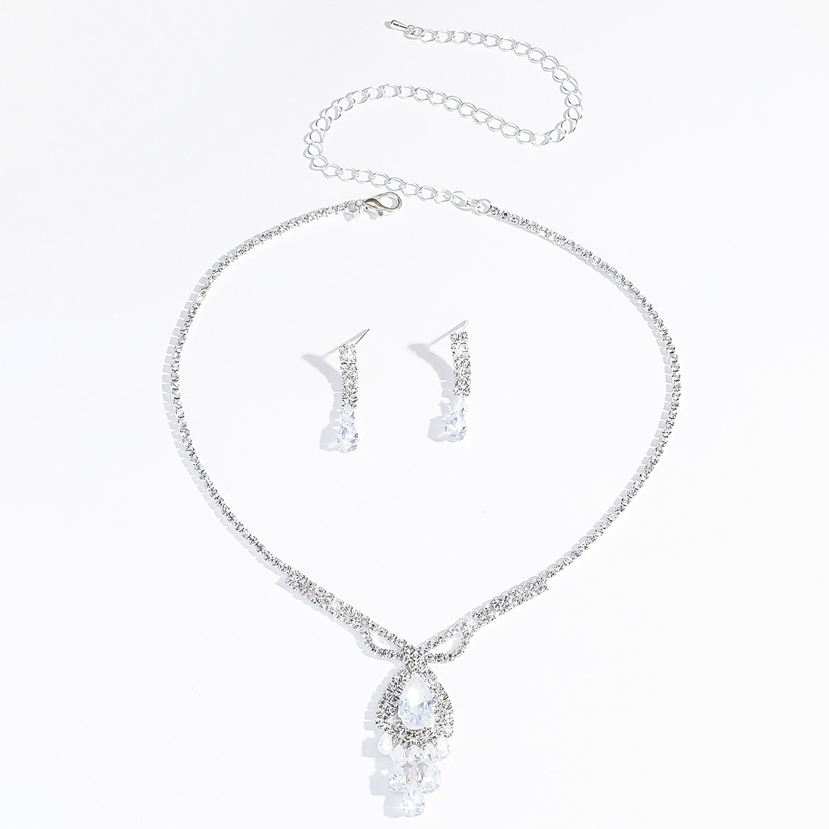 New zirconia stud earrings and – Luxury Lifestyle Gifts Bewertung und Preis
