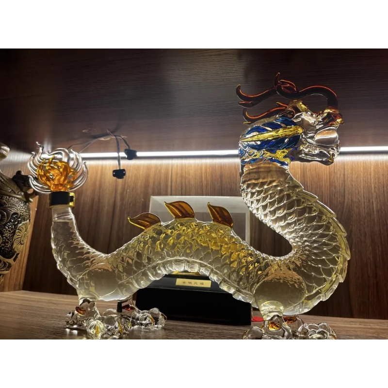 Dragon shaped Chinese Zodiac w – Glass Decanter Whiskey Bewertung und Preis
