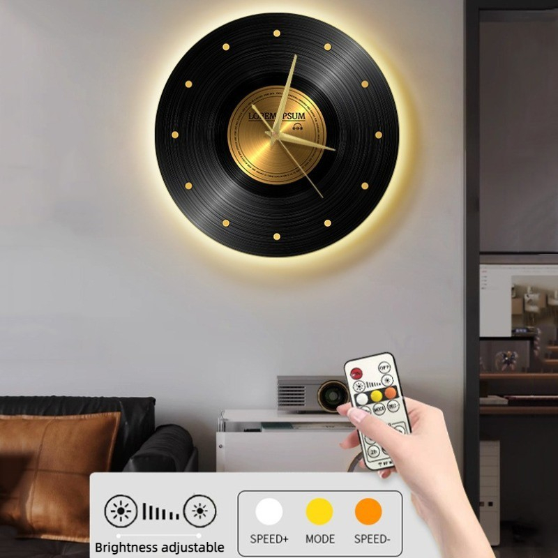 Vintage Wall Clock with Light  – Luxury Lifestyle Watches Bewertung und Preis